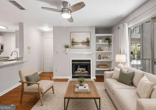 Photo 2 of Condo for sale at 305 Granville Ct, Atlanta, GA 30328 | MLS# 10837062 | Listing updated on 2026-09-20
