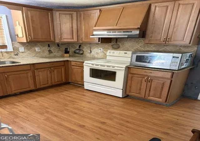 Photo 3 of Single family home for sale at 6490 Cedar Hurst Trl, Atlanta, GA 30349 | MLS# 10787681 | Listing updated on 2026-10-09