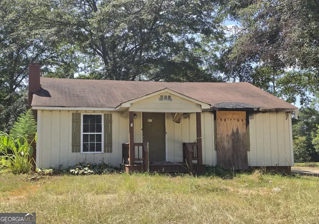 Photo 1 of Single family home for sale at 2842 Hamilton Rd, Lagrange, GA 30241 | MLS# 10848316 | Listing updated on 2026-09-17