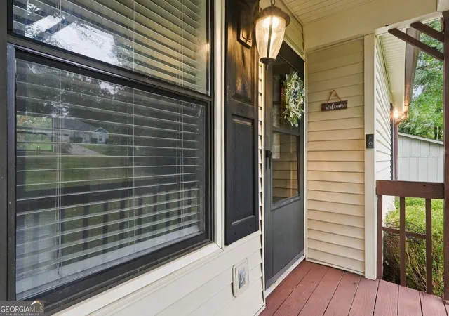 Photo 3 of Single family home for sale at 2550 Lakeview Trl, Cumming, GA 30041 | MLS# 10848913 | Listing updated on 2026-10-02