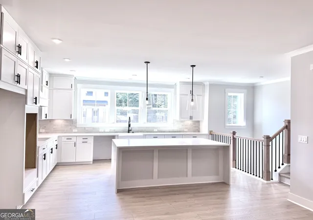 Photo 2 of Townhouse for sale at 111 Bridgecrest Rd, Roswell, GA 30075 | MLS# 10837169 | Listing updated on 2026-09-15