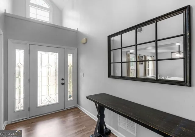 Photo 4 of Single family home for sale at 545 Barhams Ridge Dr, Mcdonough, GA 30252 | MLS# 10852727 | Listing updated on 2026-10-09