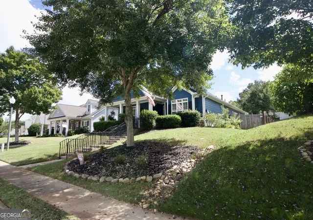 Photo 2 of Single family home for sale at 38 Tapestry Ln, Newnan, GA 30265 | MLS# 10838154 | Listing updated on 2026-09-11