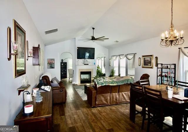 Photo 4 of Single family home for sale at 38 Tapestry Ln, Newnan, GA 30265 | MLS# 10838154 | Listing updated on 2026-09-11