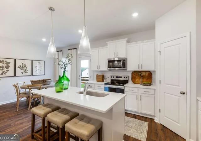 Photo 4 of Townhouse for sale at 2750 Willowtree Cir, Kennesaw, GA 30144 | MLS# 10843811 | Listing updated on 2026-10-29