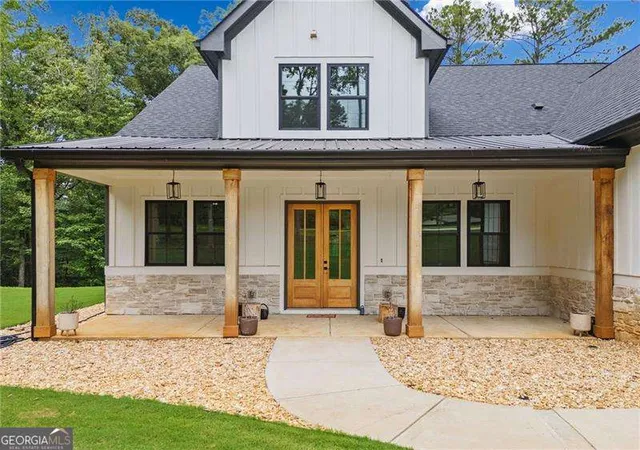 Photo 2 of Single family home for sale at 2943 Dabbs Brg Rd, Dallas, GA 30132 | MLS# 10696614 | Listing updated on 2026-09-22