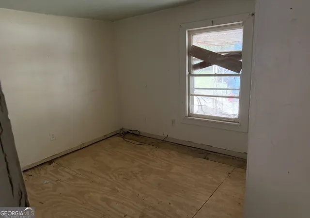 Photo 4 of Single family home for sale at 407 Lamar St, Fort Valley, GA 31030 | MLS# 10852145 | Listing updated on 2026-10-03