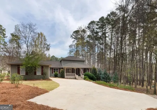 Photo 2 of Single family home for sale at 1641 Bennett Springs Dr, Greensboro, GA 30642 | MLS# 10849017 | Listing updated on 2026-10-02