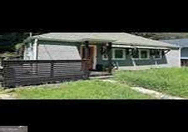 Photo 9 of Single family home for sale at 436 W Lake Ave Nw, Atlanta, GA 30318 | MLS# 10840055 | Listing updated on 2026-09-11