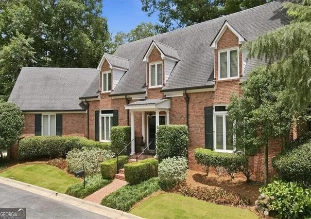 Photo 3 of Single family home for sale at 4414 Paces Battle NW, Atlanta, GA 30327 | MLS# 10839119 | Listing updated on 2026-09-03