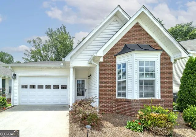 Photo 3 of Single family home for sale at 310 Singing Brk Ln, Mcdonough, GA 30253 | MLS# 10841730 | Listing updated on 2026-09-08