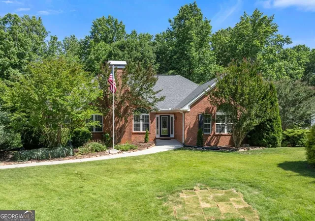 Photo 2 of Single family home for sale at 207 Nugget Trl, Braselton, GA 30517 | MLS# 10849482 | Listing updated on 2026-10-04