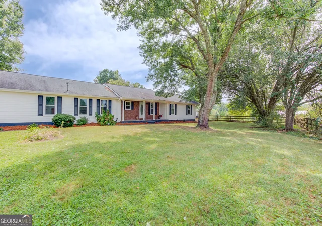 Photo 2 of Single family home for sale at 2085 Jones Phillips Rd, Dacula, GA 30019 | MLS# 10616532 | Listing updated on 2026-09-08