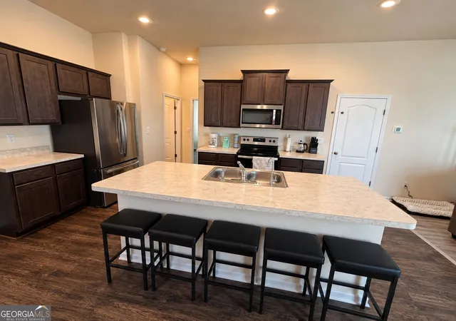 Photo 3 of Single family home for sale at 156 Ashwood Cir, St. Marys, GA 31558 | MLS# 10776303 | Listing updated on 2026-09-22