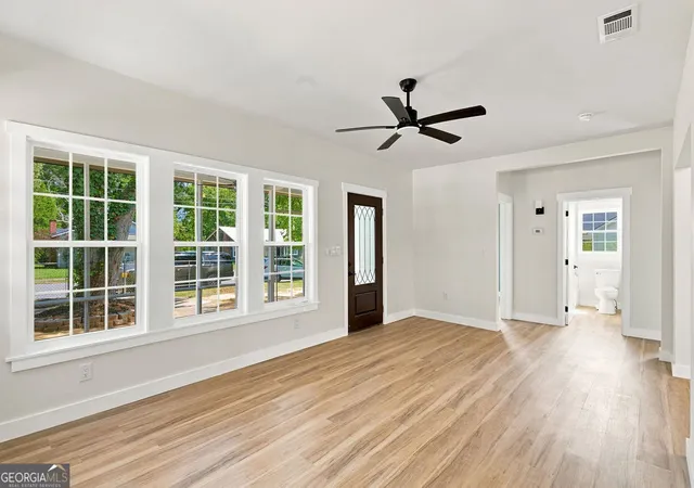 Photo 3 of Single family home for sale at 206 S Elm St Sw, Rome, GA 30165 | MLS# 10839275 | Listing updated on 2026-09-17