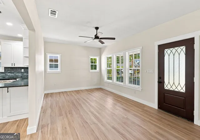 Photo 3 of Single family home for sale at 206 S Elm St SW, Rome, GA 30165 | MLS# 10839275 | Listing updated on 2026-09-17