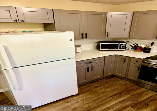 Photo 3 of Multi family home for sale at 117 Mark Twain Cir, Athens, GA 30605 | MLS# 10852245 | Listing updated on 2026-10-08