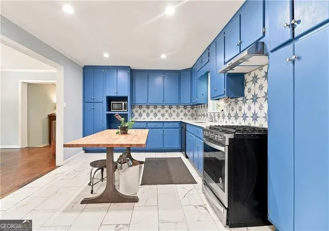 Photo 3 of Single family home for sale at 2033 Cardell Rd, Austell, GA 30168 | MLS# 10844151 | Listing updated on 2026-10-09
