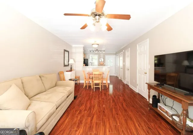 Listing Photo 5 - Condo for sale in building located at 240 Cleveland Rd, Athens, GA 30622 - Unit #440