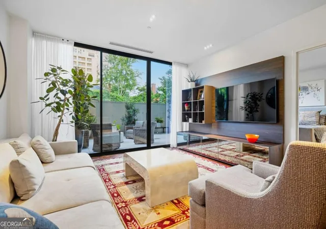Photo 1 of Sale Pending at 2660 Peachtree Rd Nw #4E, Atlanta, GA 30305 | MLS# 10852555 | Listing updated on 2026-10-05