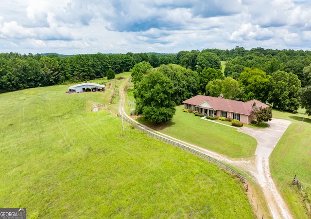 Photo 3 of House for sale at 233 Fling Rd, Lagrange, GA 30240 | MLS# 10839469 | Listing updated on 2026-09-17