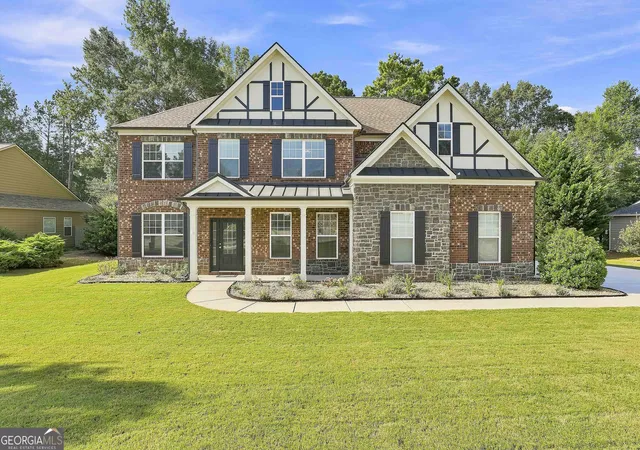 Photo 4 of Single family home for sale at 80 Savannah Dr, Senoia, GA 30276 | MLS# 10839145 | Listing updated on 2026-09-17
