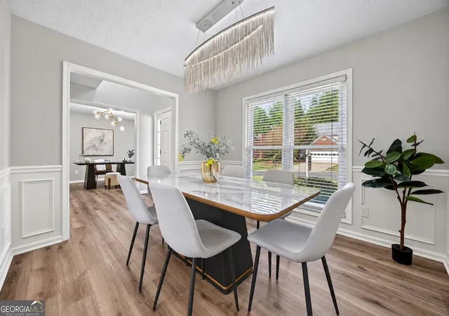 Photo 3 of Sale Pending at 3069 Savannah Walk Ln, Suwanee, GA 30024 | MLS# 10844914 | Listing updated on 2026-10-02