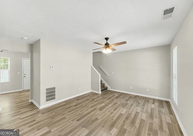Photo 3 of Townhouse for sale at 2805 Norfair Loop, Lithonia, GA 30038 | MLS# 10847487 | Listing updated on 2026-09-23