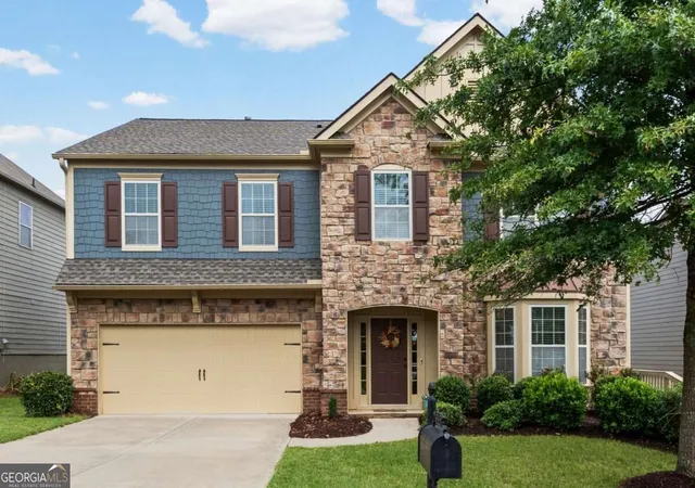Photo 1 of Single family home for sale at 4945 Pont Du Gard Dr, Cumming, GA 30040 | MLS# 10852088 | Listing updated on 2026-10-08