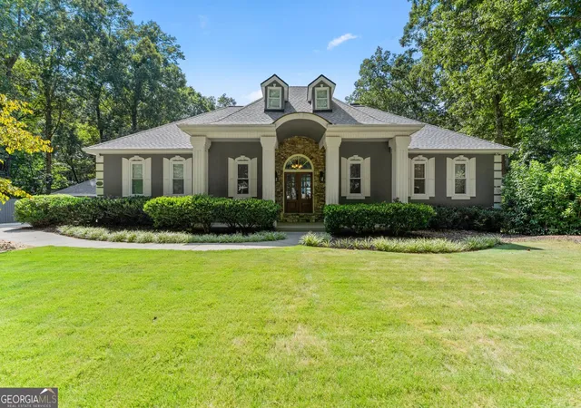 Photo 1 of Single family home for sale at 5725 Ash Dr, Cumming, GA 30040 | MLS# 10838790 | Listing updated on 2026-09-16