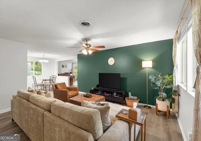 Photo 3 of Single family home for sale at 3705 Somerset Dr SW, Marietta, GA 30064 | MLS# 10840870 | Listing updated on 2026-09-19