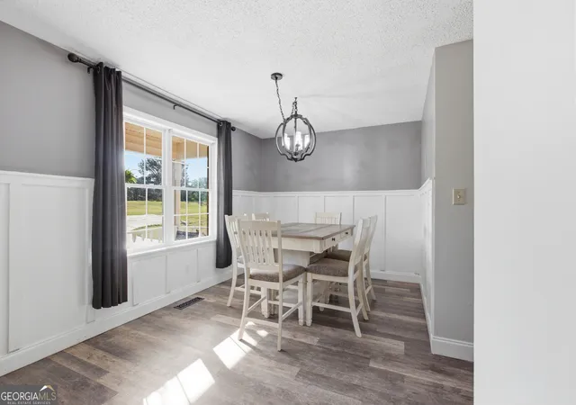 Photo 3 of Single family home for sale at 260 Brookhaven Cir, Toccoa, GA 30577 | MLS# 10733600 | Listing updated on 2026-09-24