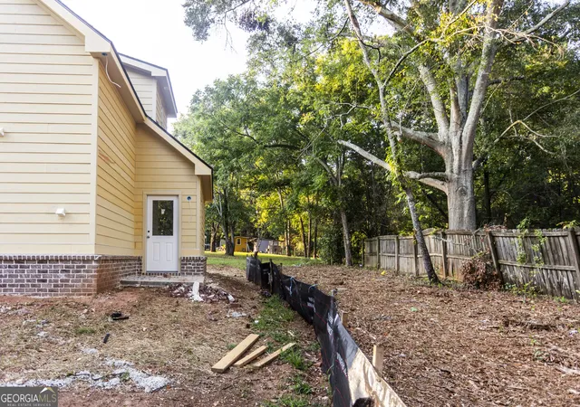 Single family home for sale at 304 Cedar St, Social Circle, GA 30025 | MLS# 10850814 | Listing updated on 2026-10-06