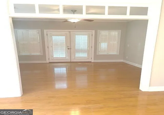 Listing Photo 4 - Condo for sale in building located at 1604 Commonwealth Cir, Newnan, GA 30263