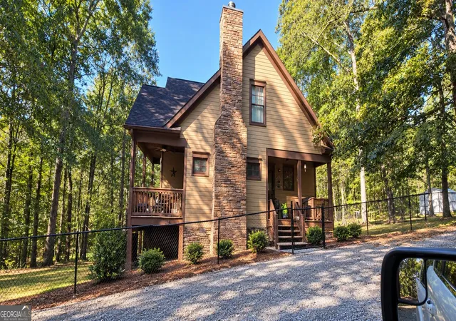 Photo 1 of Single family home for sale at 558 Pearwood Rd, Royston, GA 30662 | MLS# 10874199 | Listing updated on 2026-10-30