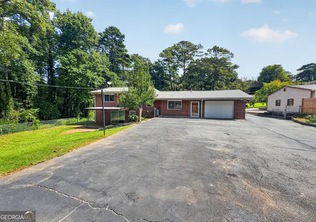 Photo 3 of Sale Pending at 4435 Hillpine Rd, Forest Park, GA 30297 | MLS# 10853244 | Listing updated on 2026-09-30