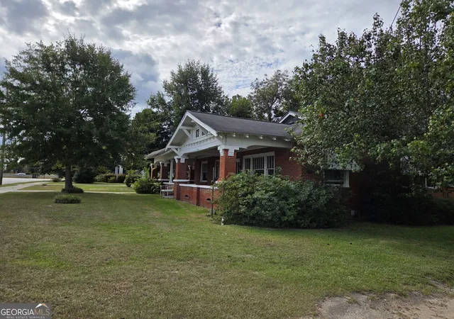Photo 4 of Single family home for sale at 3917 E Main St, Soperton, GA 30457 | MLS# 10844749 | Listing updated on 2026-09-25