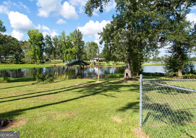 Photo 4 of Manufactured home for sale at 3615 Lake Mayers Rd, Baxley, GA 31513 | MLS# 10829625 | Listing updated on 2026-10-03