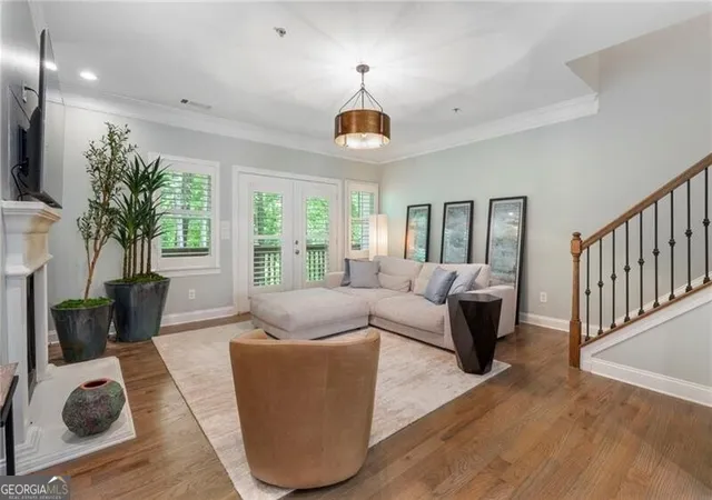 Photo 2 of Townhouse for sale at 402 Wade Crk Rd, Alpharetta, GA 30009 | MLS# 10775614 | Listing updated on 2026-09-29