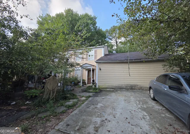 Photo 1 of Sale Pending at 1402 Black Hickory Pl, Norcross, GA 30093 | MLS# 10847348 | Listing updated on 2026-09-21