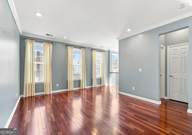 Photo 3 of Townhouse for sale at 3837 Chattahoochee Summit Dr Se, Atlanta, GA 30339 | MLS# 10797049 | Listing updated on 2026-09-21