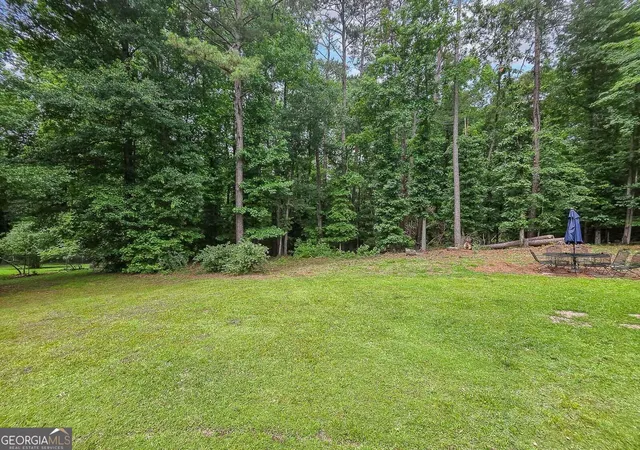 Photo 2 of Single family home for sale at 1950 Honeybee Crk Dr, Griffin, GA 30224 | MLS# 10851577 | Listing updated on 2026-10-07