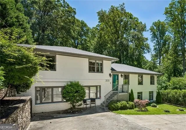 Photo 3 of Single family home for sale at 3131 Dale Dr NE, Atlanta, GA 30305 | MLS# 10844237 | Listing updated on 2026-09-11
