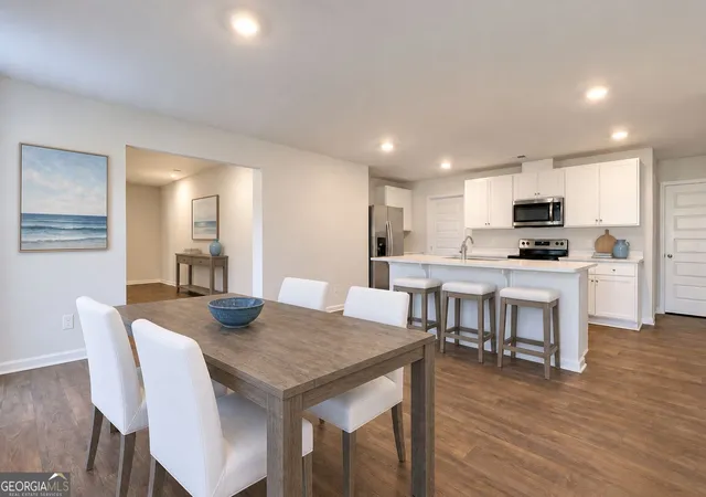 Photo 4 of Single family home for sale at 131 Ellie Way, Savannah, GA 31419 | MLS# 10845015 | Listing updated on 2026-09-26