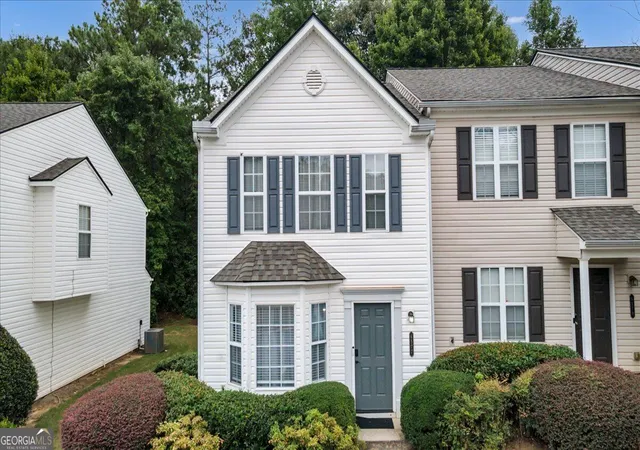 Listing Photo 4 - Condo for sale in building located at 6577 Arbor Gate Dr SW, Mableton, GA 30126 - Unit #10
