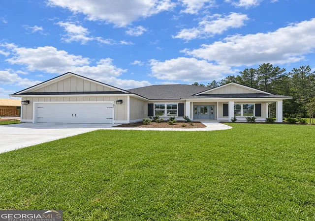 Photo 1 of Single family home for sale at 202 Verano St, Kingsland, GA 31548 | MLS# 10816831 | Listing updated on 2026-09-28