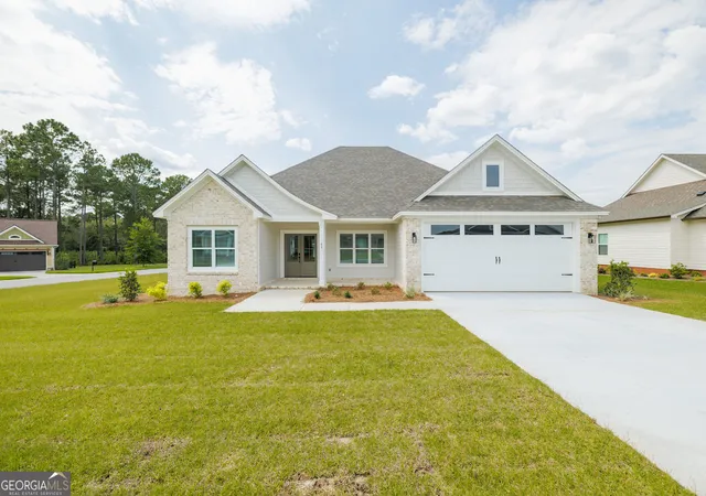 Photo 2 of Single family home for sale at 65 Packer Pride Dr Se, Moultrie, GA 31788 | MLS# 10832338 | Listing updated on 2026-09-20
