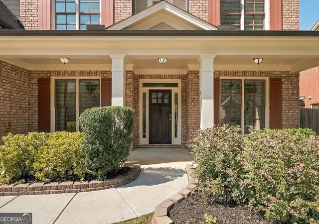 Photo 3 of Single family home for sale at 1083 Garner Crk Dr Sw, Lilburn, GA 30047 | MLS# 10850394 | Listing updated on 2026-10-05