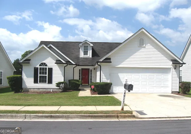 Photo 1 of Single family home for sale at 4917 River Overlook Wy, Lithonia, GA 30038 | MLS# 10831005 | Listing updated on 2026-09-18