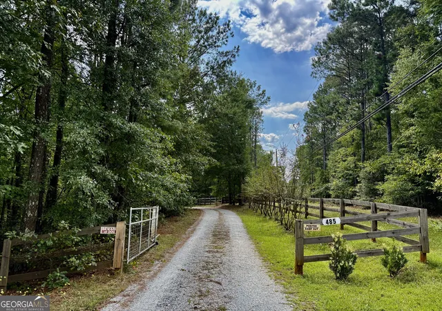 Photo 3 of Single family home for sale at 485 County Line Rd W, Covington, GA 30016 | MLS# 10851494 | Listing updated on 2026-09-23
